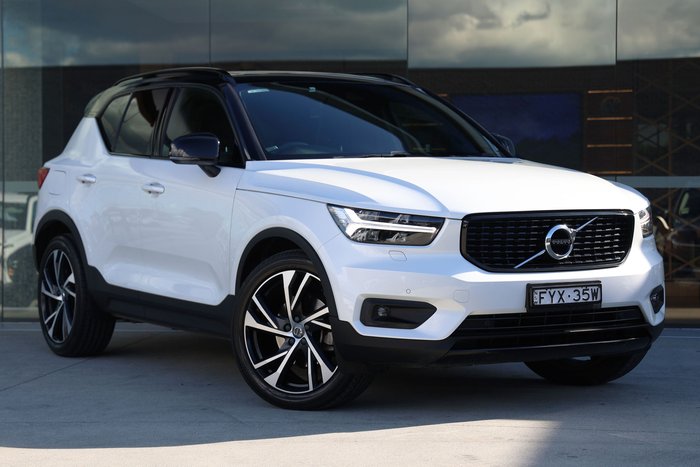 2020 Volvo XC40