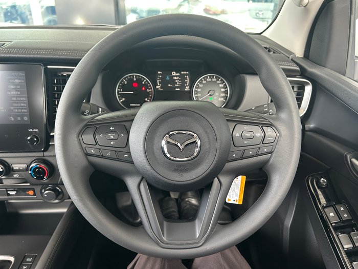 2025 Mazda BT-50 XS