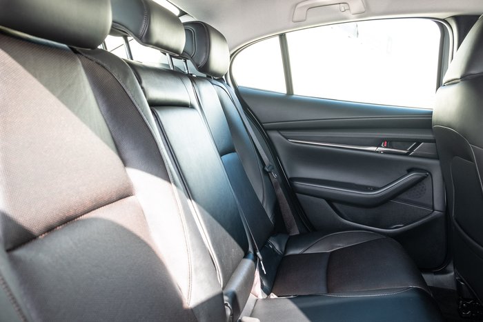 2019 Mazda 3 G20 Touring