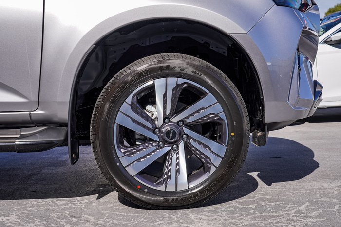 2026 Isuzu MU-X LS-T