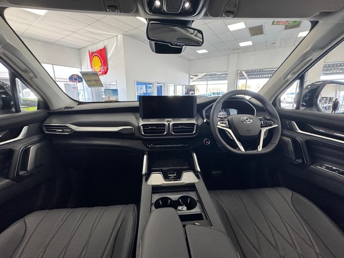 2025 LDV D90 Executive