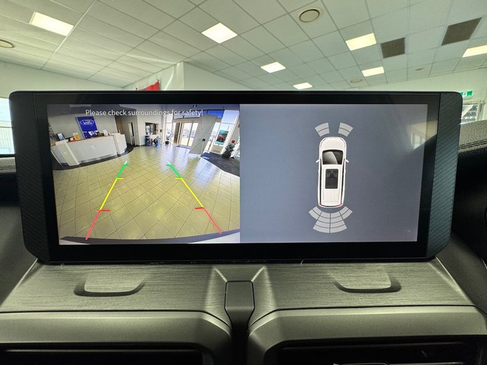 2025 LDV D90 Executive