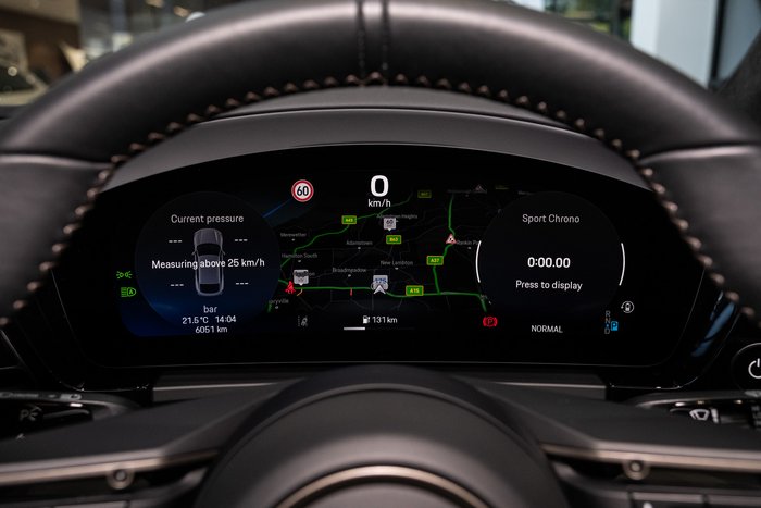 2025 Porsche Macan Turbo