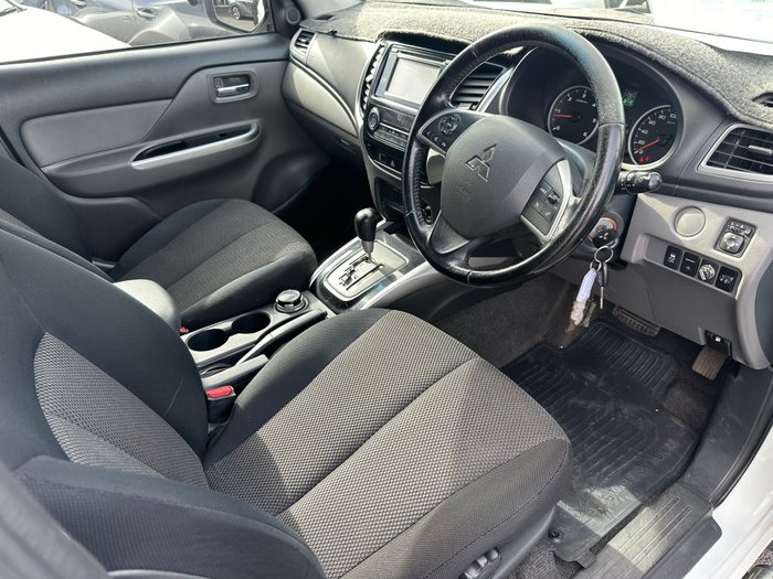 2016 Mitsubishi Triton GLS