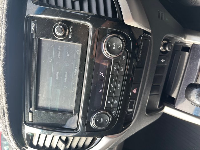 2016 Mitsubishi Triton GLS