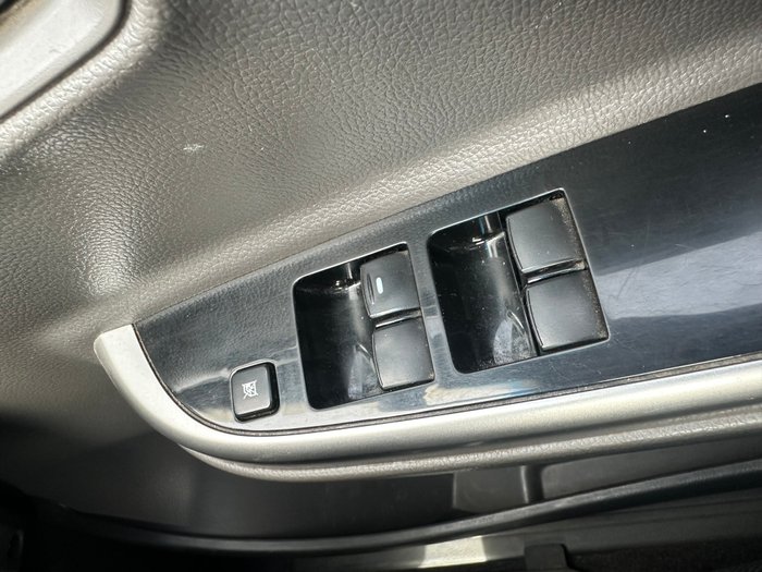 2016 Mitsubishi Triton GLS