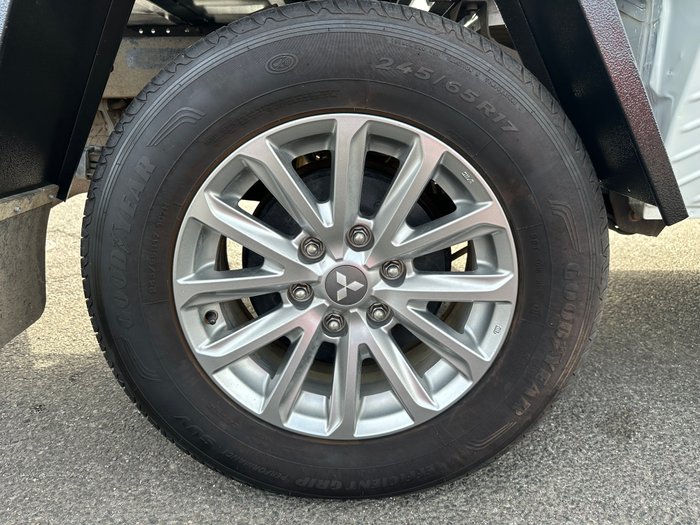 2016 Mitsubishi Triton GLS