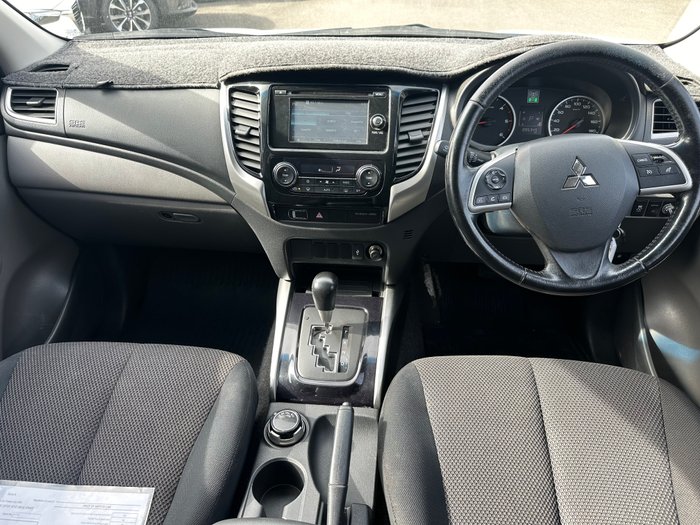 2016 Mitsubishi Triton GLS