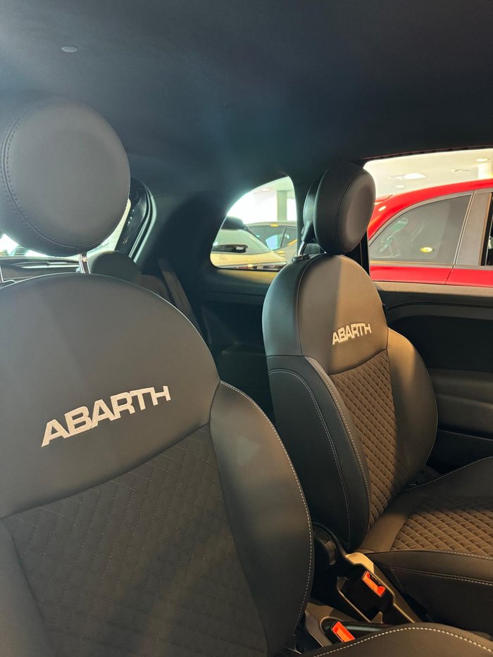 2024 Abarth 695 75 Anniversario
