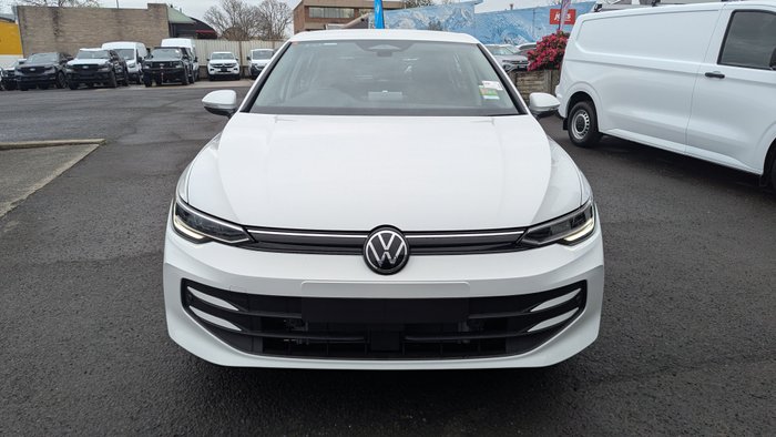 2026 VOLKSWAGEN Golf LIFE