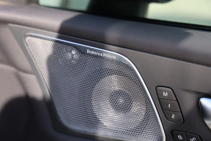 2021 Volvo XC60 T6 R-Design