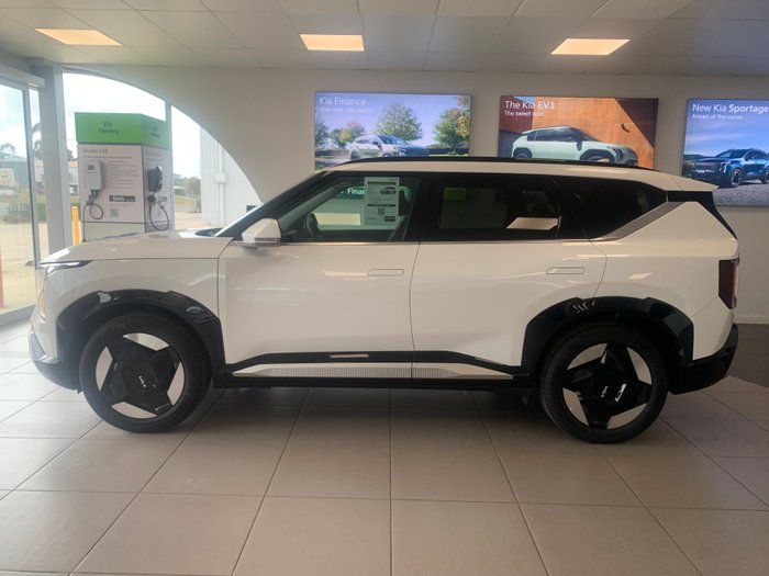 2026 Kia EV5 MY26 Kia EV5 OVC EARTH AWD LR BLACK INT (M2W5YGZ7ZKK275)