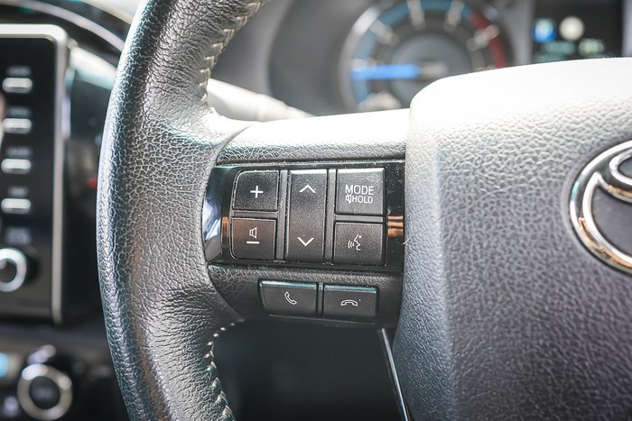 2021 Toyota HILUX Rogue