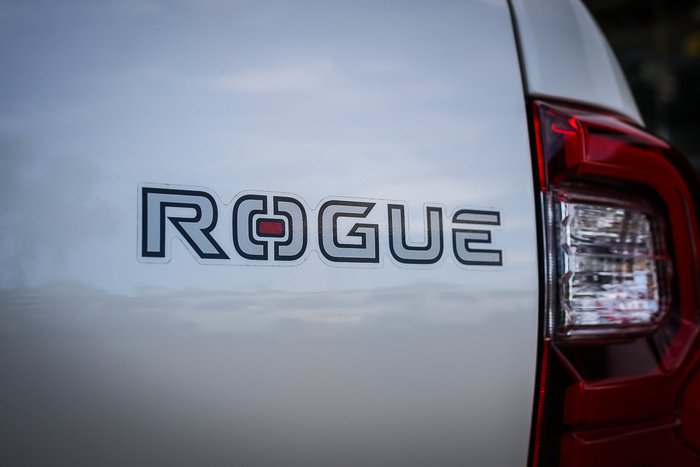 2021 Toyota HILUX Rogue