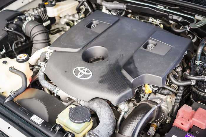 2021 Toyota HILUX Rogue