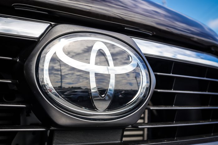 2021 Toyota HILUX Rogue