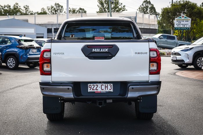 2021 Toyota HILUX Rogue