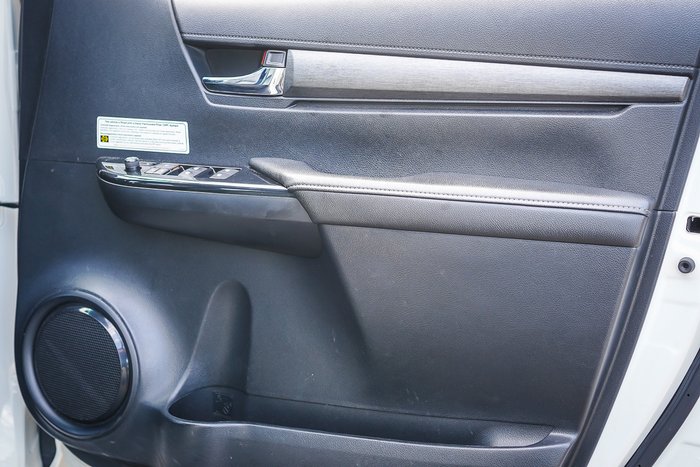 2021 Toyota HILUX Rogue