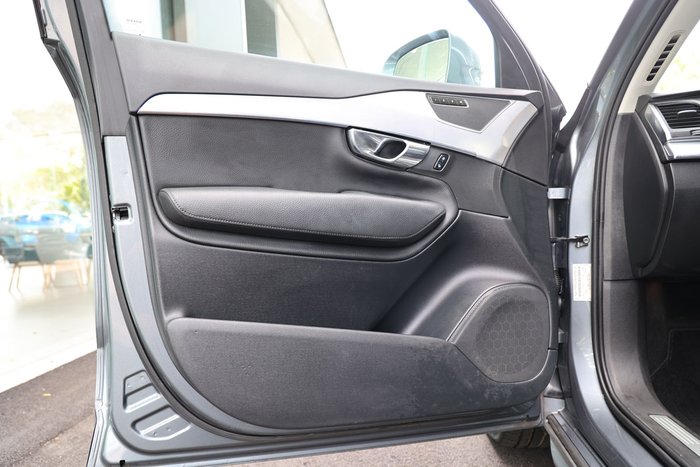 2016 Volvo XC90 D5 Momentum