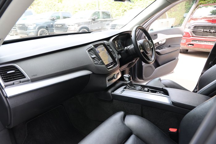 2016 Volvo XC90 D5 Momentum