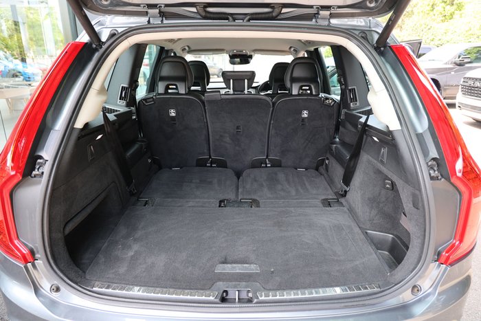 2016 Volvo XC90 D5 Momentum