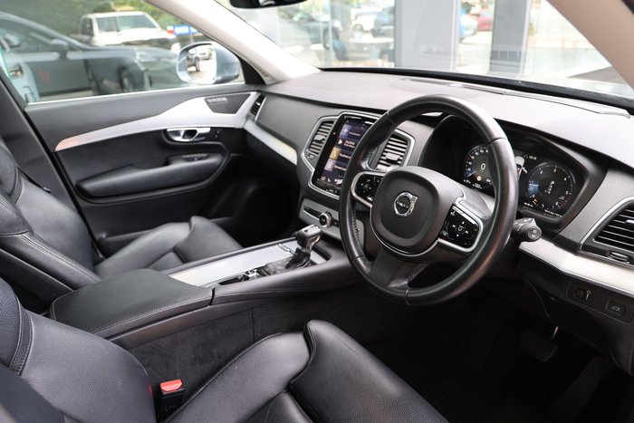 2016 Volvo XC90 D5 Momentum