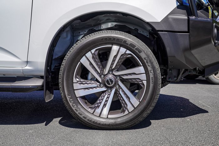 2025 Isuzu MU-X LS-T