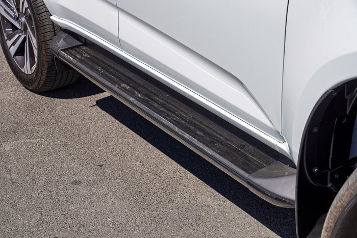 2025 Isuzu MU-X LS-T