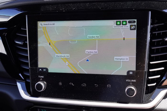 2025 Isuzu MU-X LS-T