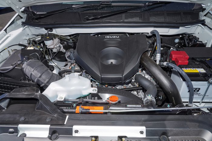 2025 Isuzu MU-X LS-T