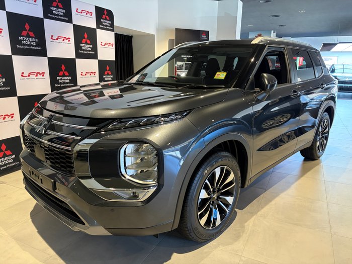2025 MITSUBISHI Outlander