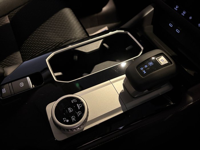 2025 MITSUBISHI Outlander LS
