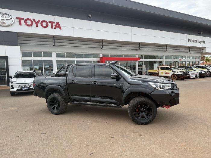 2020 Toyota Hilux Rugged X Black