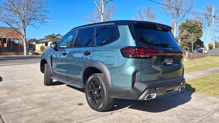 2026 LDV D90 Executive 4WD GREEN