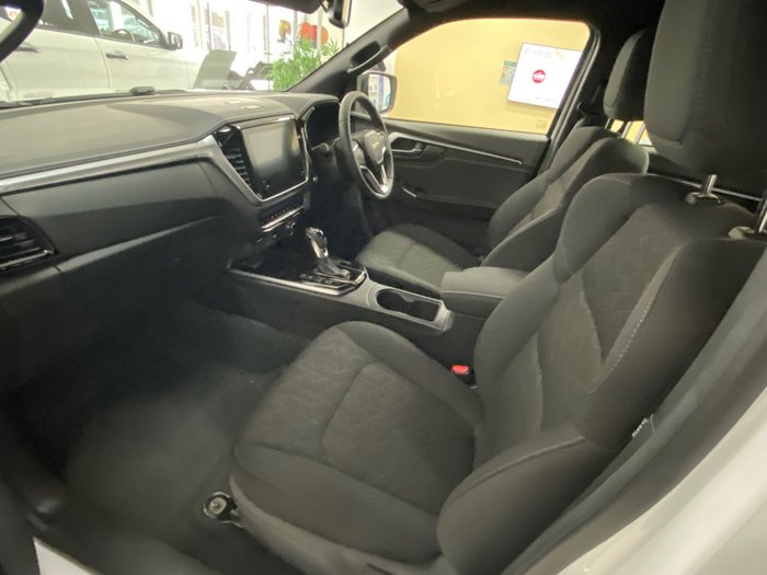 2025 ISUZU D-MAX LS-U