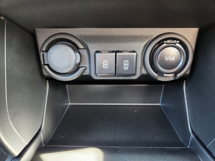 2025 Suzuki Swift Hybrid Plus