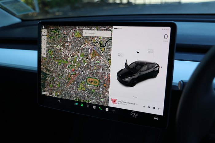 2022 Tesla Model Y Rear-Wheel Drive