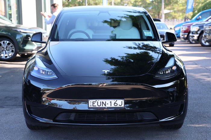 2022 Tesla Model Y Rear-Wheel Drive