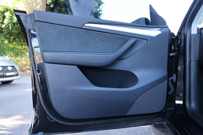 2022 Tesla Model Y Rear-Wheel Drive