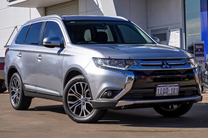 2016 Mitsubishi Outlander LS