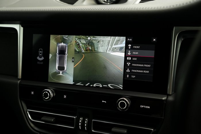 2023 Porsche Macan GTS 95B MY24 AWD BLACK