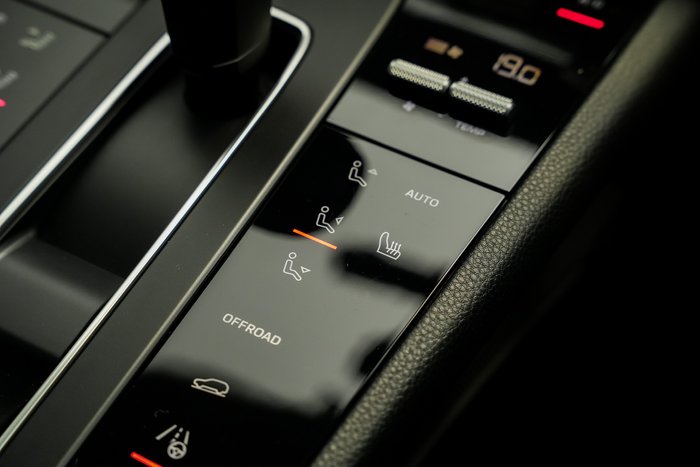 2023 Porsche Macan GTS 95B MY24 AWD BLACK