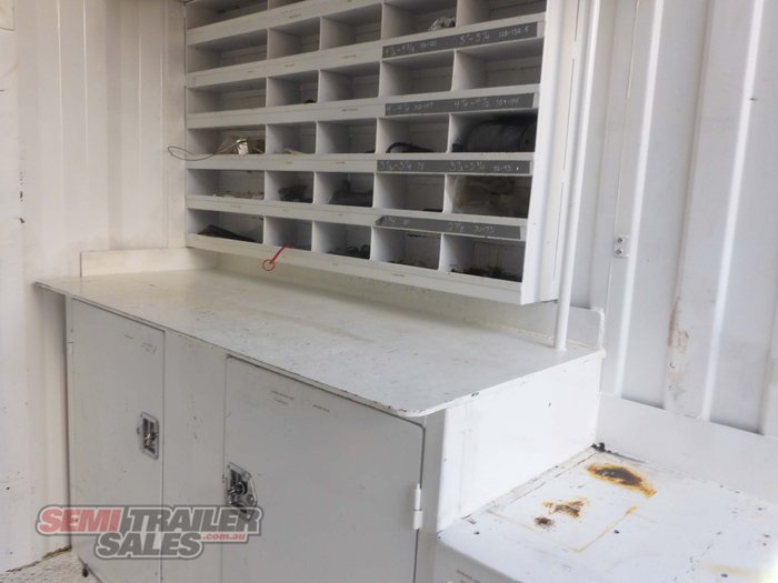 2008 Maxitrans Snubbing Unit Trailer