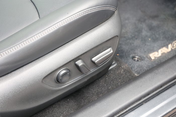 2020 Toyota RAV4 Cruiser