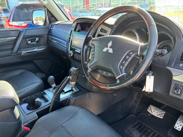 2015 MITSUBISHI PAJERO 2016 MITSUBISHI PAJERO EXCEED LWB (4x4) 5 SP AUTO SPORTS MODE 4D WAGON DT4 DIESEL