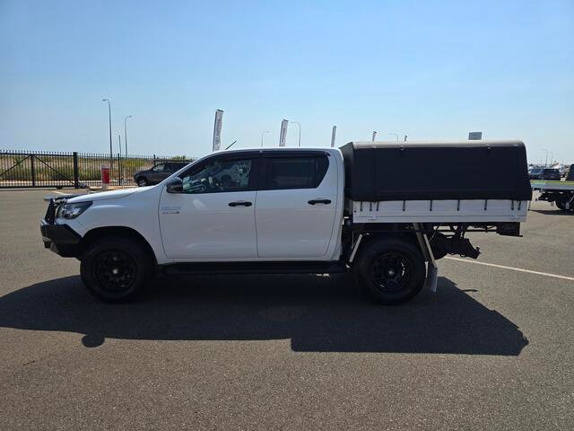 2021 Toyota Hilux 4x4 2.8L DSL D/C/C 6AT SR Glacier White
