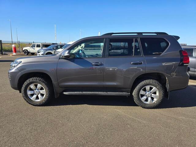 2020 Toyota Prado DSL WGN AT GXL Graphite