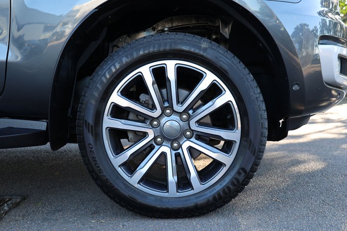 2021 Ford Everest Titanium