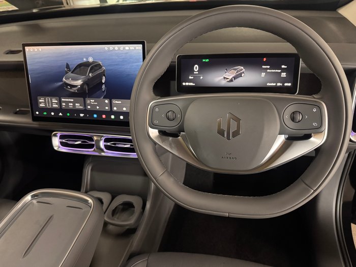 2025 Leapmotor B10 Design LR