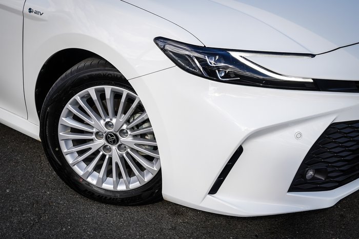 2025 Toyota CAMRY HYBRID Ascent Sport